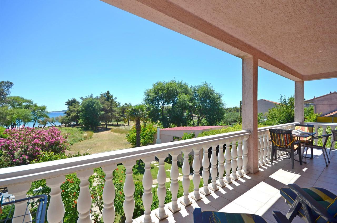 Apartments Daniela Vodice Luaran gambar